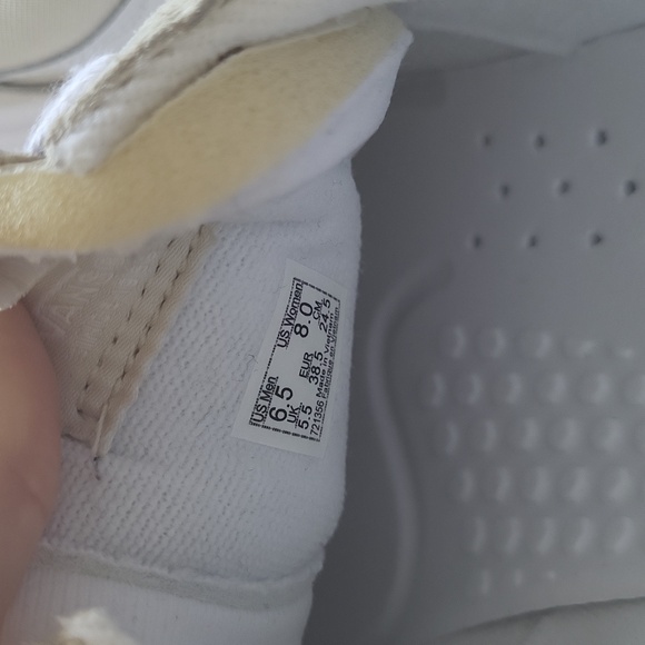 Vans Old Skool Over Women's Size 8 Beige Puff Sneakers - Picture 3 of 3